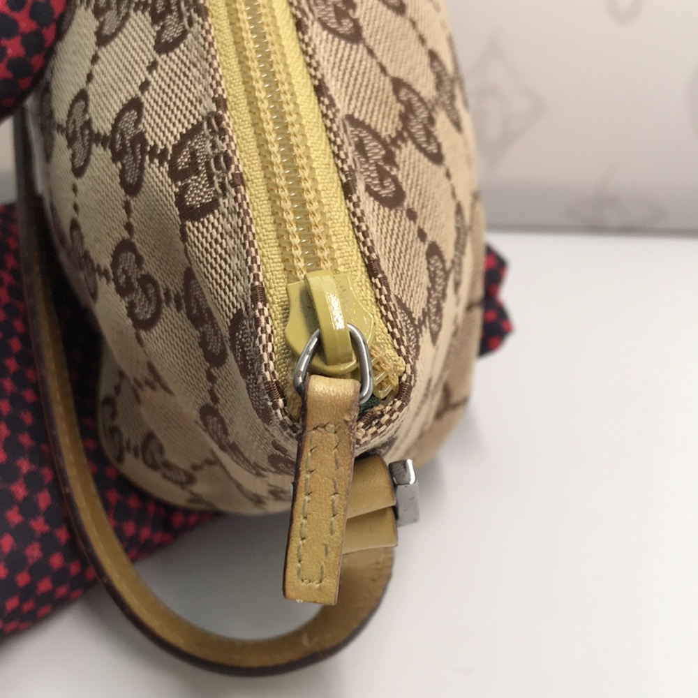 Pre Love Authentic Gucci GG Canvas Accessory Pouch Mini Bag – Beige/Khaki - Picture 6 of 11